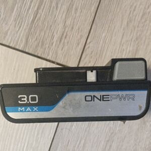 ONEPWR 3.0 Max Battery - Black and Silver